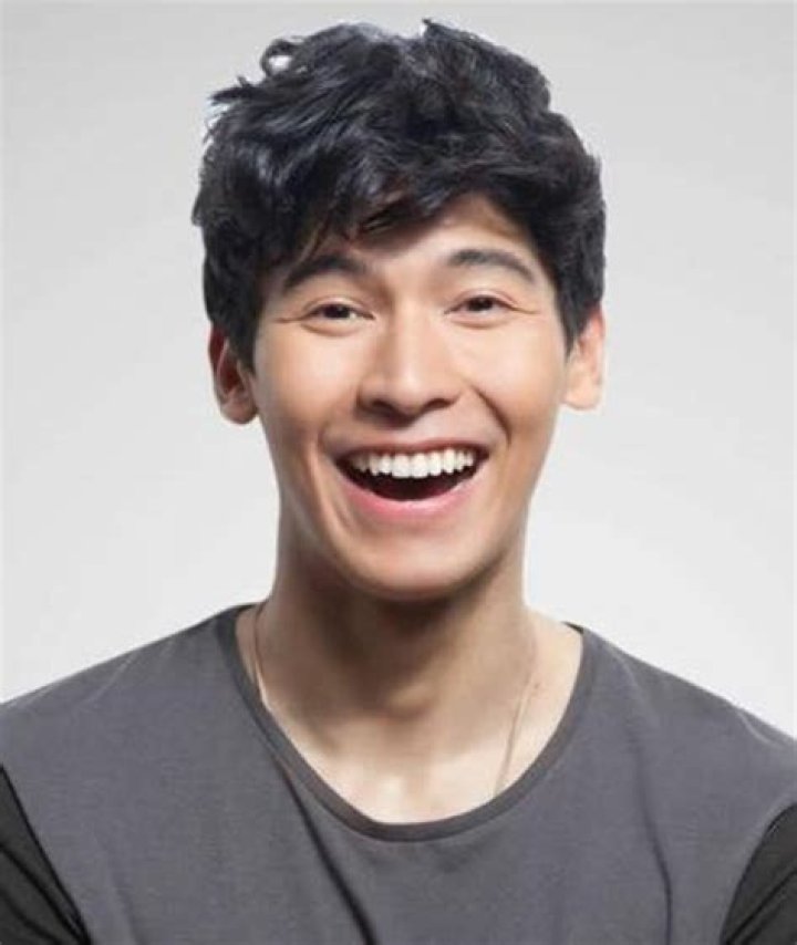 Enchong Dee
