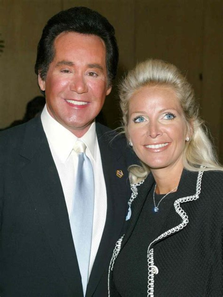 Kathleen McCrone | Husband Wayne Newton | Married Life