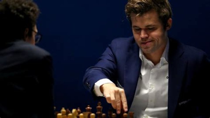 Magnus Carlsen- Biography, Height, Net Worth, Girlfriend, Dating