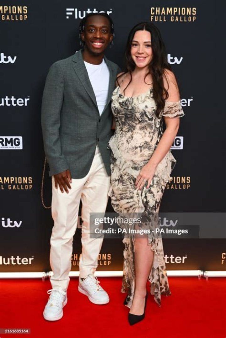 Manny Brown- Bio, Height, Net Worth, Girlfriend