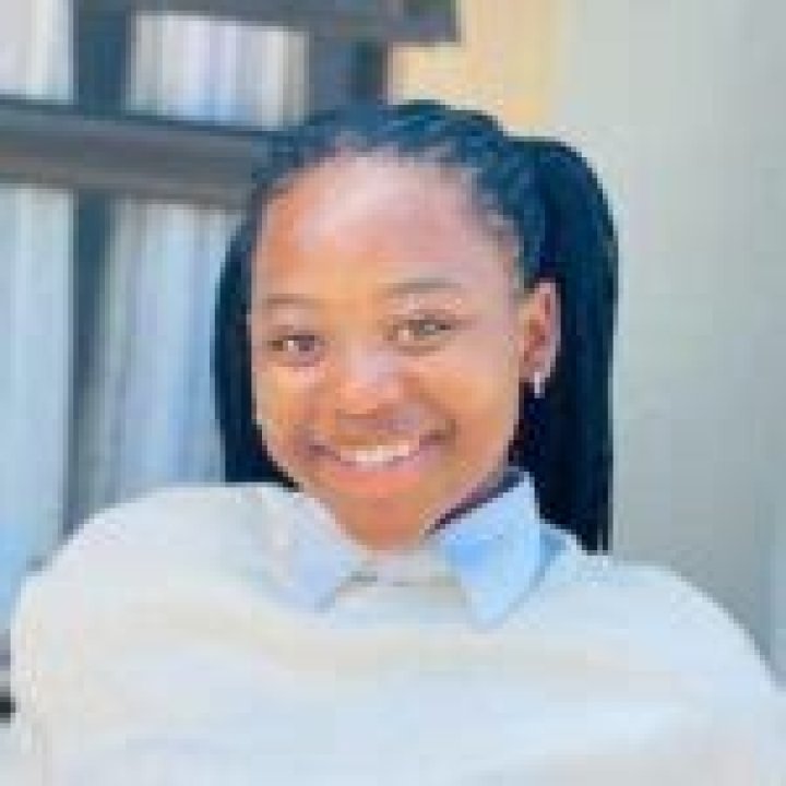 Naledi Aphiwe Wiki | Who Are Her Parents | Family & Siblings