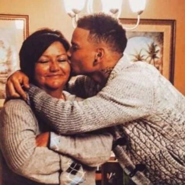 Who Are Kane Brown’s Parents? His Family, Father, Marriage, & More