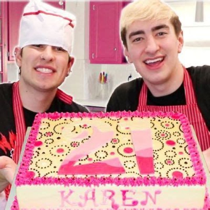 Who Are Ryan And Reggie Webber | Meet Jake Webber Brother | Family Details